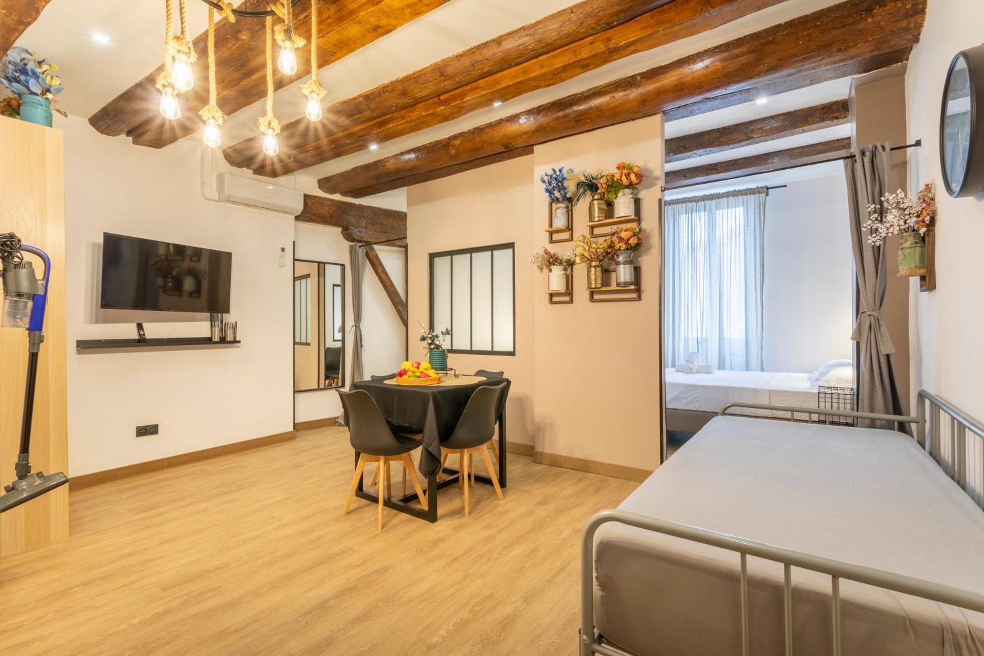 Апартаменты Adira Marseille Panier 2 Etoiles Экстерьер фото